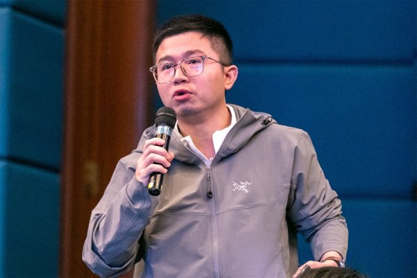 广源优配 中国开源能否打破技术霸权？与AI同写作文？九问九答|讲堂176-2④