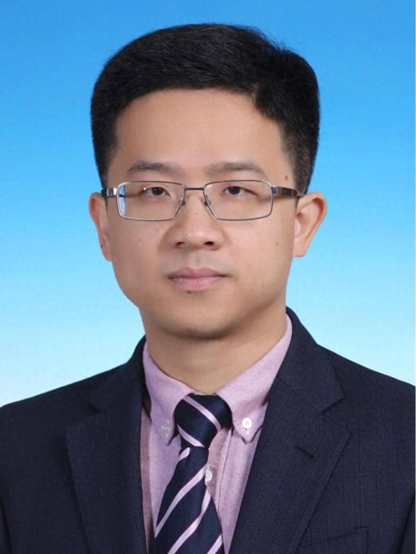 贝股通 出生于1984年，汪萌任合肥工业大学校长